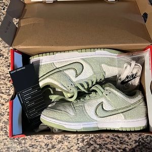 Nike Dunk Honeydew